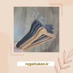 چوب لباسی ۲۰ عددی طرح چوب جنس پلاستیکی - تصویر 3