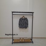 رگال لباس فلز و چوب یک طبقه تاجدار | مناسب اتاق خواب و مزون‌های لباس - تصویر 4